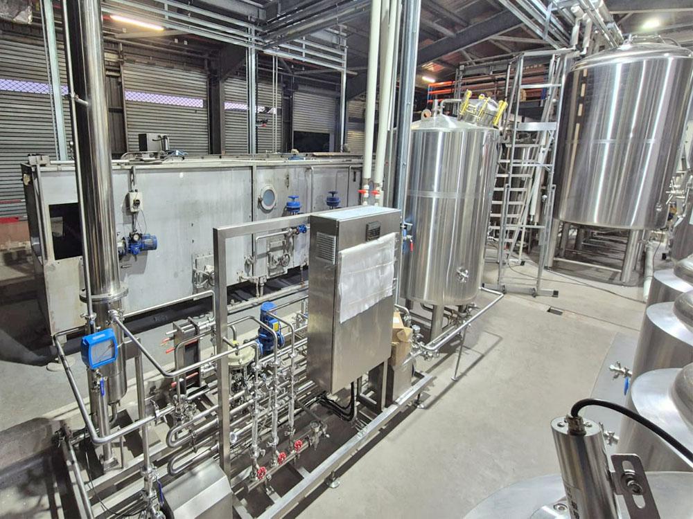 Water Deaeration system with high dilution